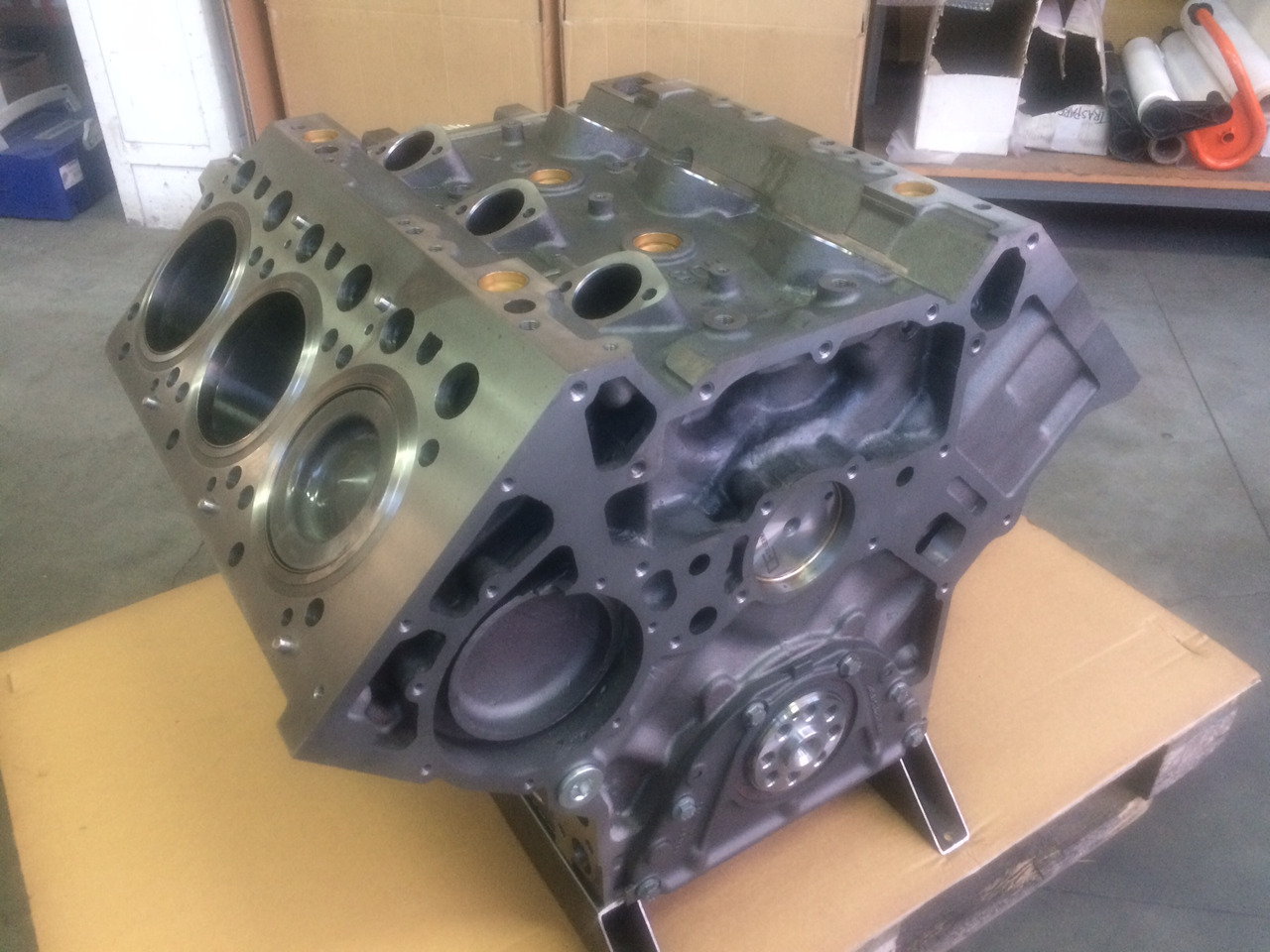 MOTORE MERCEDES OM501LA V6 - Engine: picture 5 MOTORE MERCEDES OM501LA V6 - Engine: picture 5