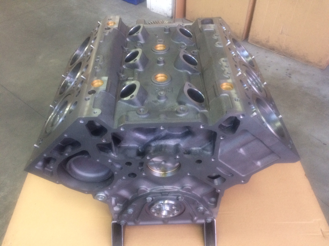 MOTORE MERCEDES OM501LA V6 - Engine: picture 2 MOTORE MERCEDES OM501LA V6 - Engine: picture 2