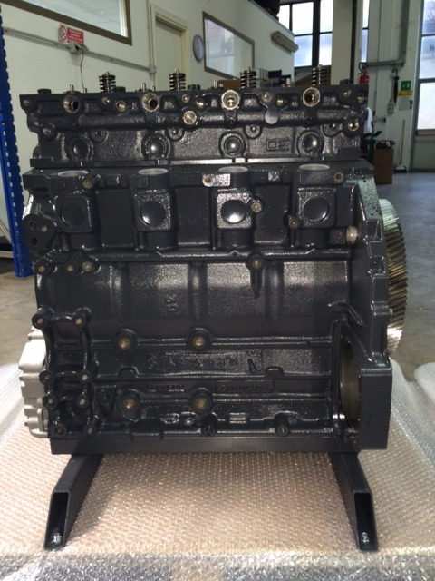 MOTORE MERCEDES OM904LA - Engine: picture 4 MOTORE MERCEDES OM904LA - Engine: picture 4
