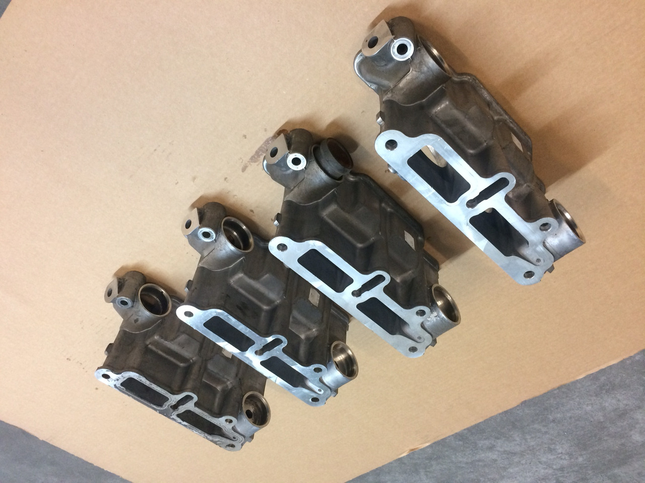 SCATOLA TERMOSTATO MAN 51064040102 - Thermostat for Truck: picture 2 SCATOLA TERMOSTATO MAN 51064040102 - Thermostat for Truck: picture 2