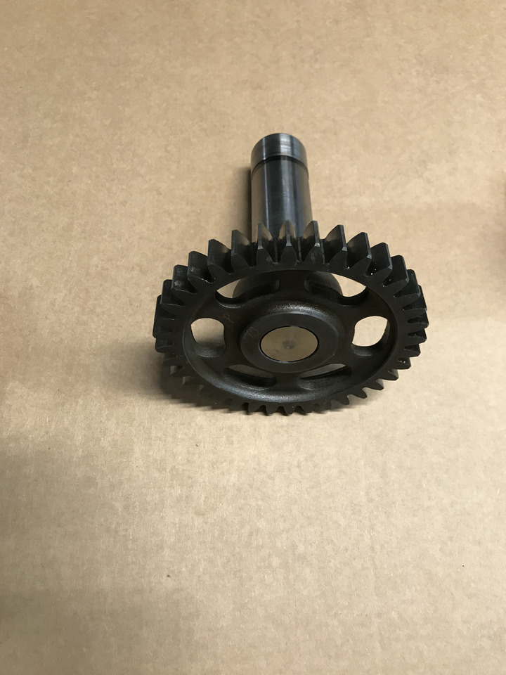 ALBERO SUPPORTO PORTA VENTILATORE - MOTORI MAN D2066 / MAN D2676 - Spare parts for Truck: picture 2 ALBERO SUPPORTO PORTA VENTILATORE - MOTORI MAN D2066 / MAN D2676 - Spare parts for Truck: picture 2