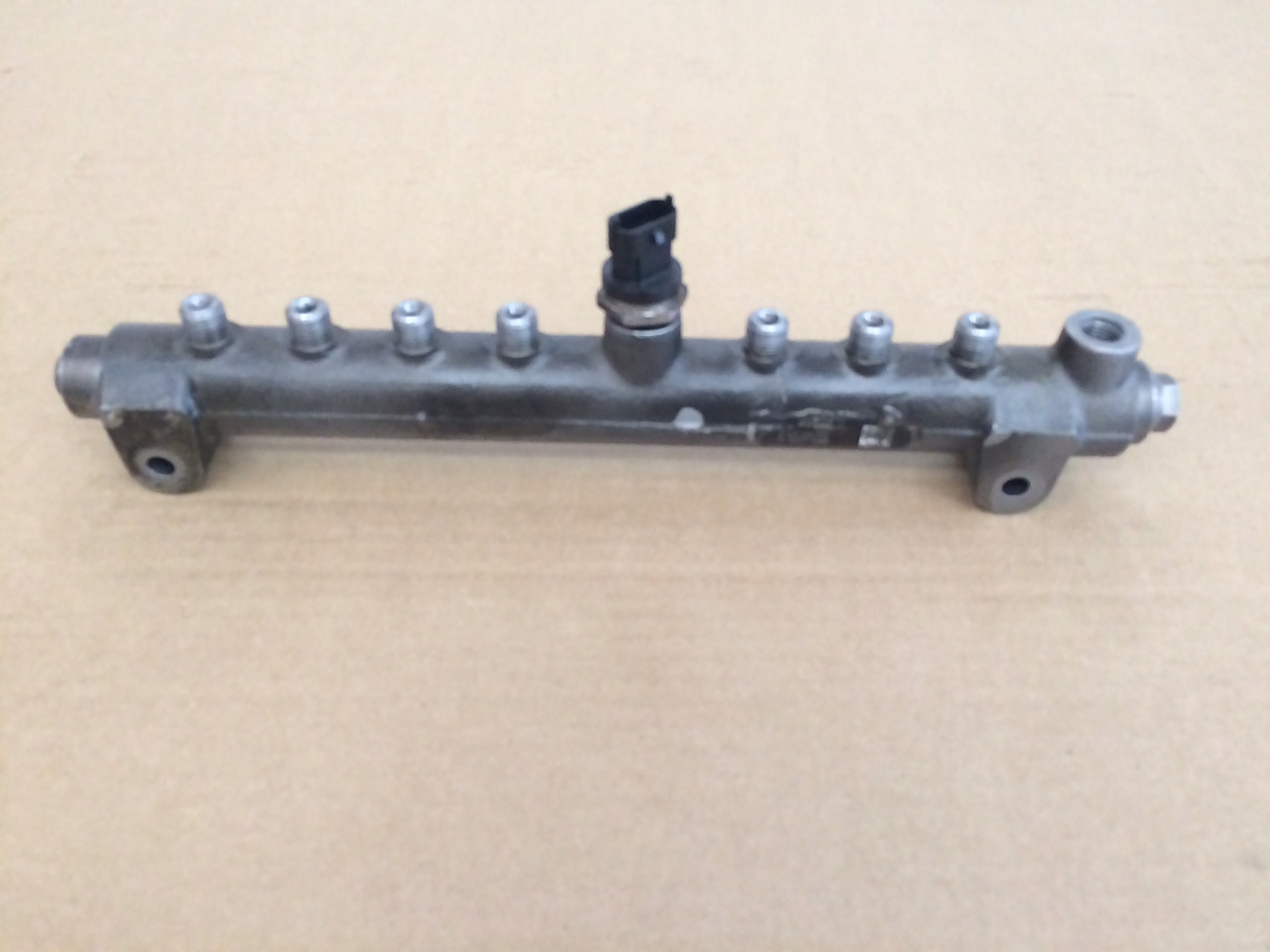 TUBO PRESSIONE COMMON RAIL MAN 51103116063 - Fuel system: picture 3 TUBO PRESSIONE COMMON RAIL MAN 51103116063 - Fuel system: picture 3