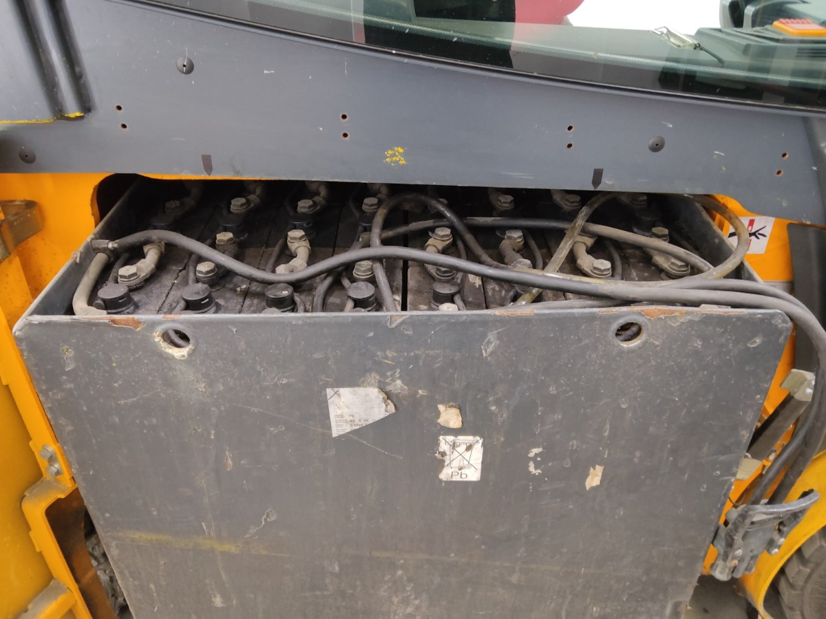 Jungheinrich EFG430S - Electric forklift: picture 4 Jungheinrich EFG430S - Electric forklift: picture 4