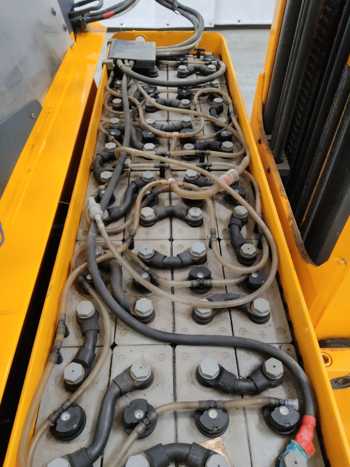 Jungheinrich ETV214 - Reach truck: picture 4 Jungheinrich ETV214 - Reach truck: picture 4