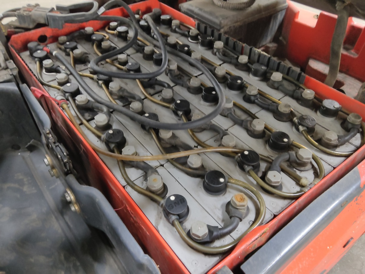 Linde E16C-02 - Electric forklift: picture 4 Linde E16C-02 - Electric forklift: picture 4