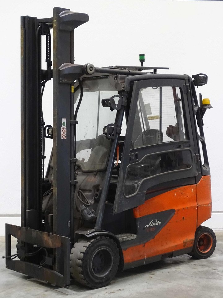 Linde E30HL-01/600 - Electric forklift: picture 1 Linde E30HL-01/600 - Electric forklift: picture 1