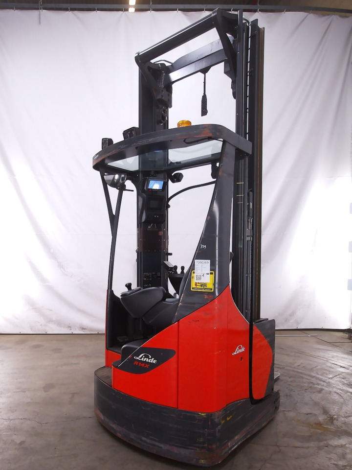 Linde R14X-03 - Reach truck: picture 2 Linde R14X-03 - Reach truck: picture 2