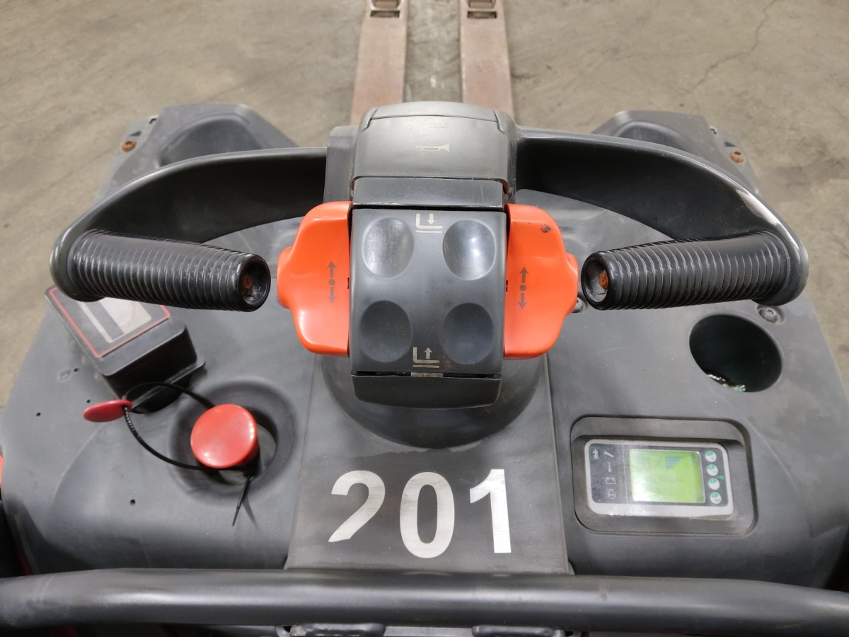 Linde T20SP-02/LIION/2400M - Pallet truck: picture 3 Linde T20SP-02/LIION/2400M - Pallet truck: picture 3