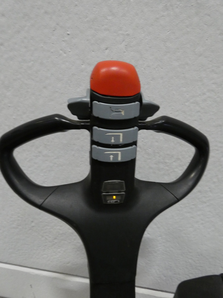 Still ECU16 - Pallet truck: picture 3 Still ECU16 - Pallet truck: picture 3