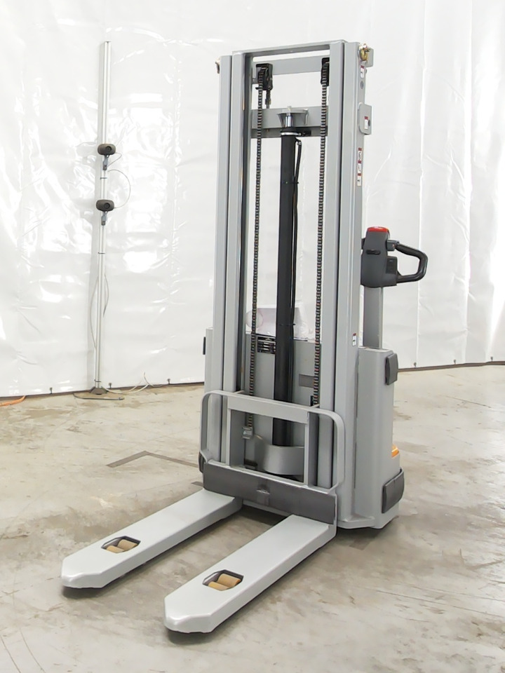 Still ECV10 - Stacker: picture 1 Still ECV10 - Stacker: picture 1