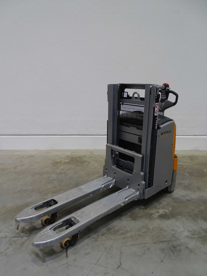 Still EXD18L - Stacker: picture 1 Still EXD18L - Stacker: picture 1