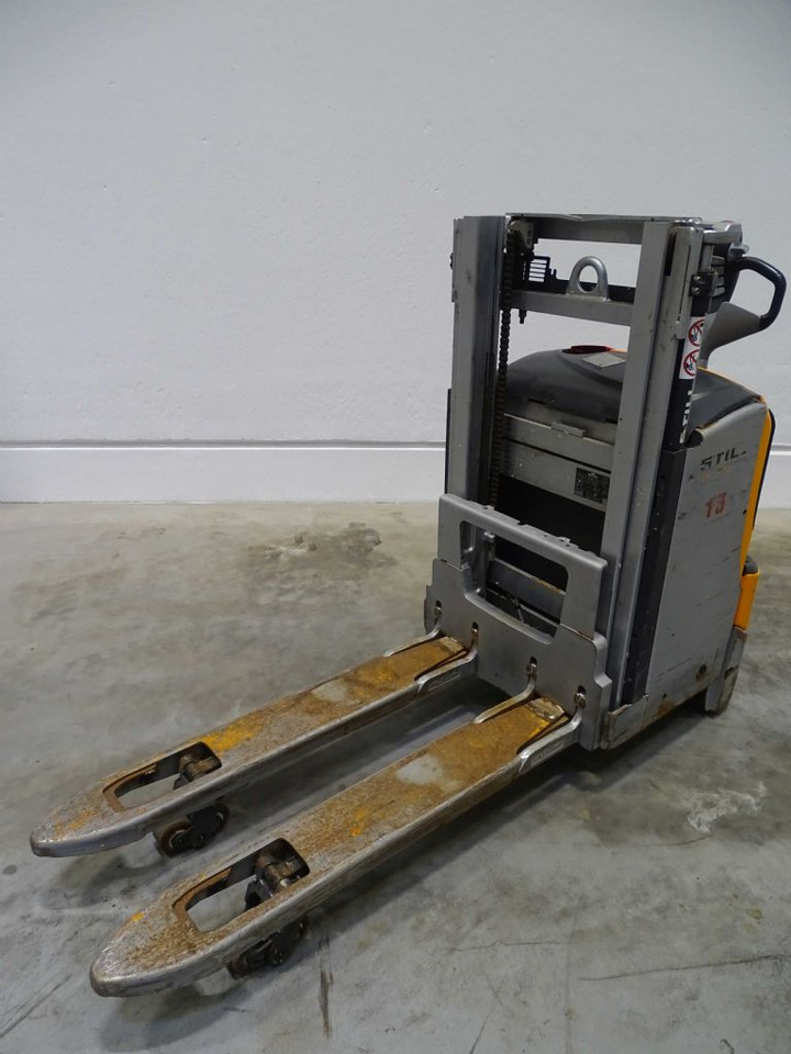 Still EXD18L - Stacker: picture 1 Still EXD18L - Stacker: picture 1