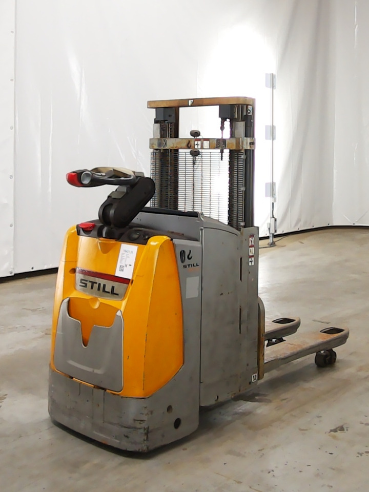 Still EXD20 - Stacker: picture 2 Still EXD20 - Stacker: picture 2