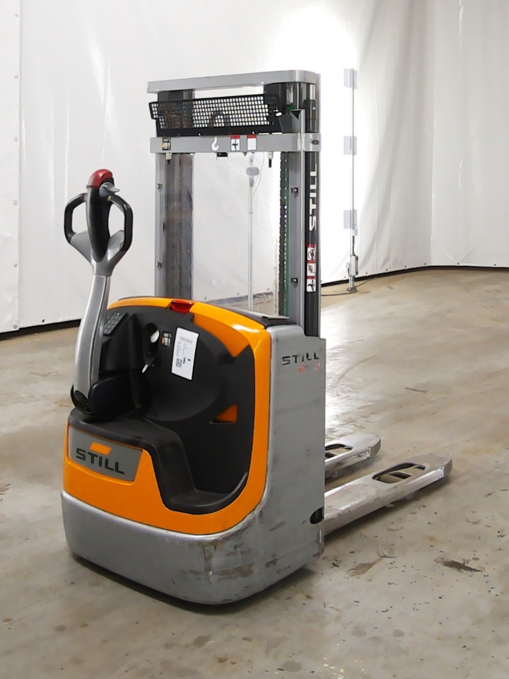 Still EXV12 - Stacker: picture 2 Still EXV12 - Stacker: picture 2