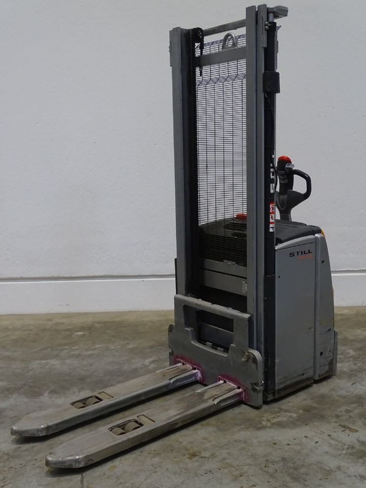 Still EXV16 - Stacker: picture 1 Still EXV16 - Stacker: picture 1