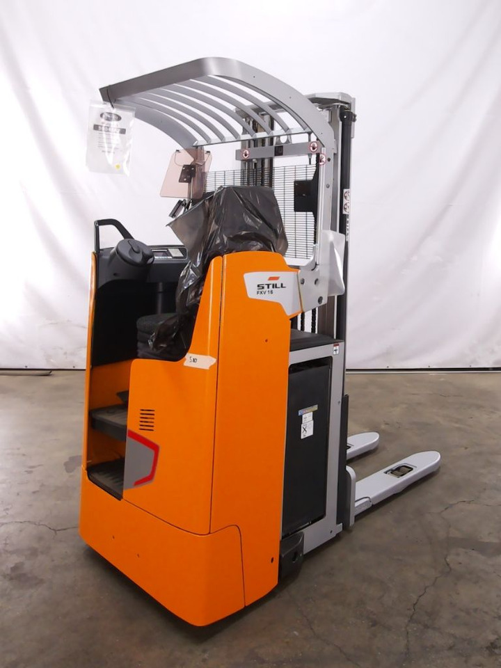 Still FXV16 - Stacker: picture 2 Still FXV16 - Stacker: picture 2