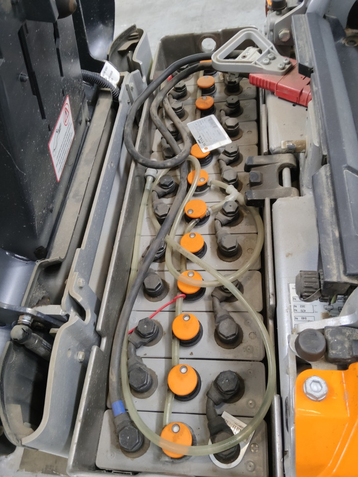 Still LTX50 - Tow tractor: picture 4 Still LTX50 - Tow tractor: picture 4