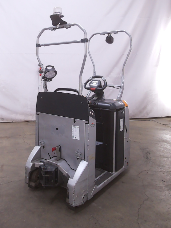 Still LTX50 - Tow tractor: picture 2 Still LTX50 - Tow tractor: picture 2