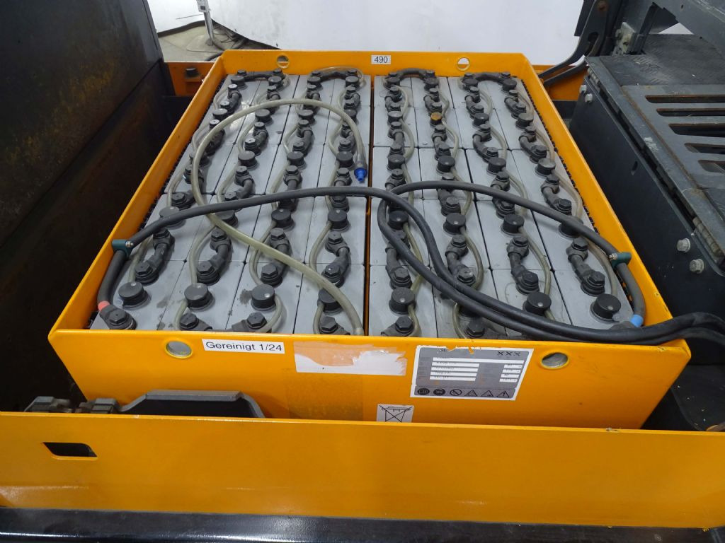 Still R07-25 - Tow tractor: picture 4 Still R07-25 - Tow tractor: picture 4