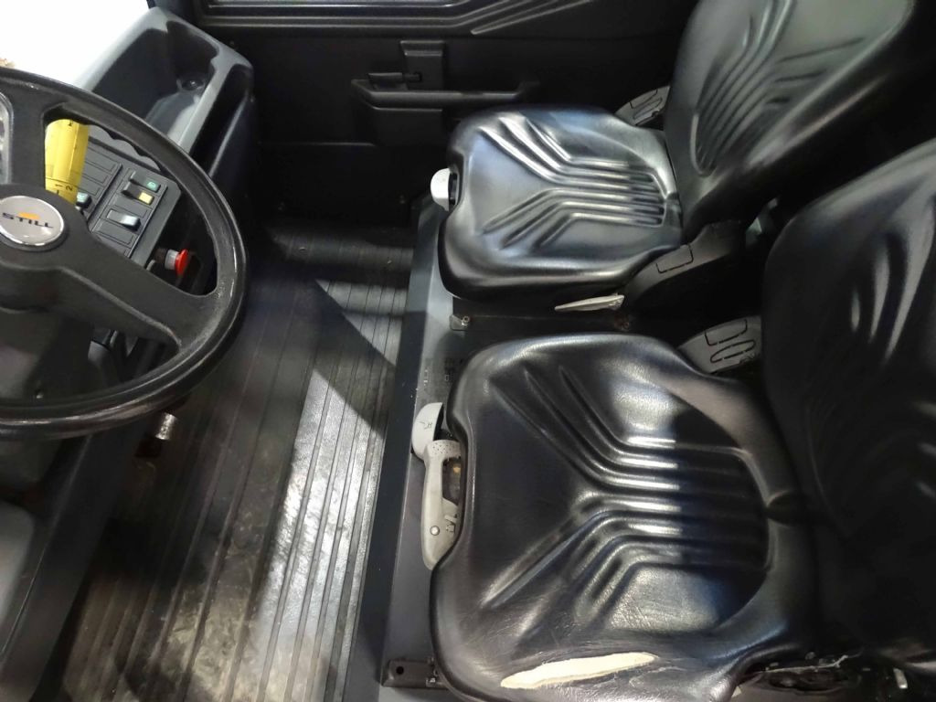 Still R07-25 - Tow tractor: picture 3 Still R07-25 - Tow tractor: picture 3