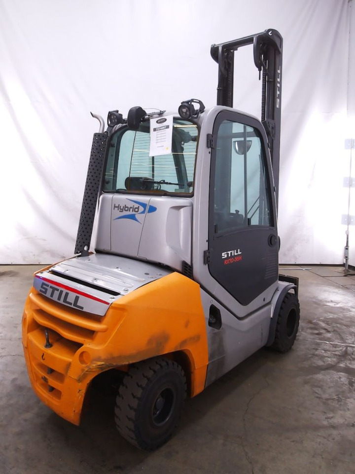 Still RX70-35H - Diesel forklift: picture 2 Still RX70-35H - Diesel forklift: picture 2