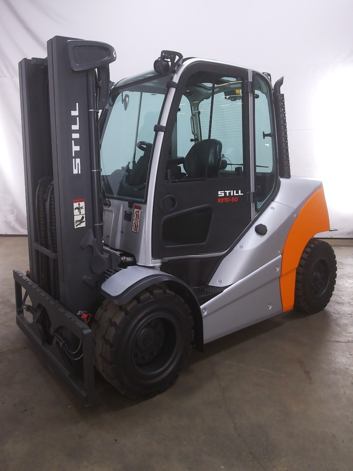 Diesel forklift Still RX70-50: picture 1