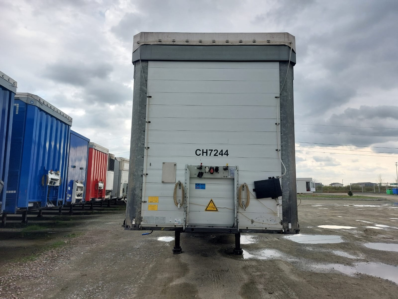 Schmitz Cargobull SCB*S3B - Curtainsider semi-trailer: picture 2 Schmitz Cargobull SCB*S3B - Curtainsider semi-trailer: picture 2
