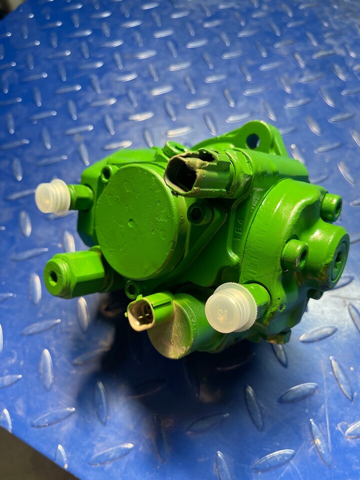 John Deere Injection Pump RE527528 - Fuel pump for Farm tractor: picture 4 John Deere Injection Pump RE527528 - Fuel pump for Farm tractor: picture 4