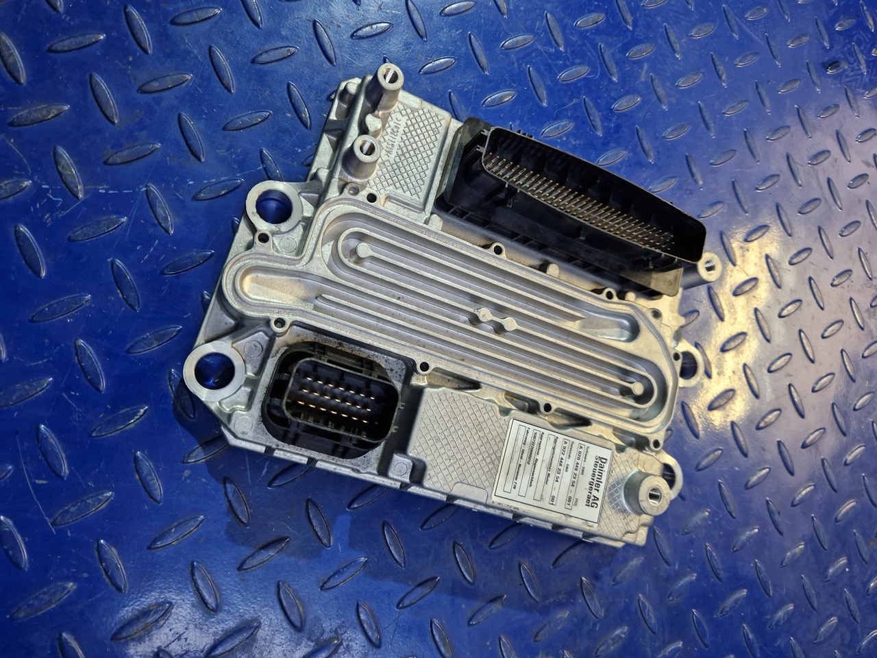 Mercedes Actros MP4 Atego Antos ACM2.1 A004466754 - ECU for Truck: picture 2 Mercedes Actros MP4 Atego Antos ACM2.1 A004466754 - ECU for Truck: picture 2