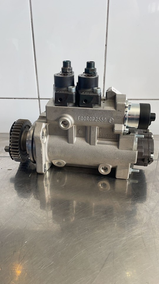 Mercedes Actros MP4 Injection Pump A4700900850 - Fuel pump for Truck: picture 4 Mercedes Actros MP4 Injection Pump A4700900850 - Fuel pump for Truck: picture 4