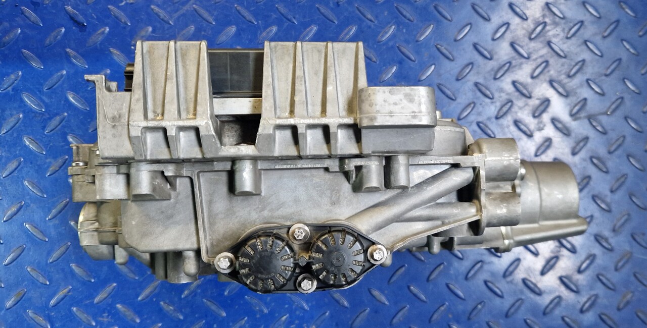 Mercedes MB Actros MP4 transmission shifting cylinder A9602603863 - Spare parts for Other machinery: picture 3 Mercedes MB Actros MP4 transmission shifting cylinder A9602603863 - Spare parts for Other machinery: picture 3