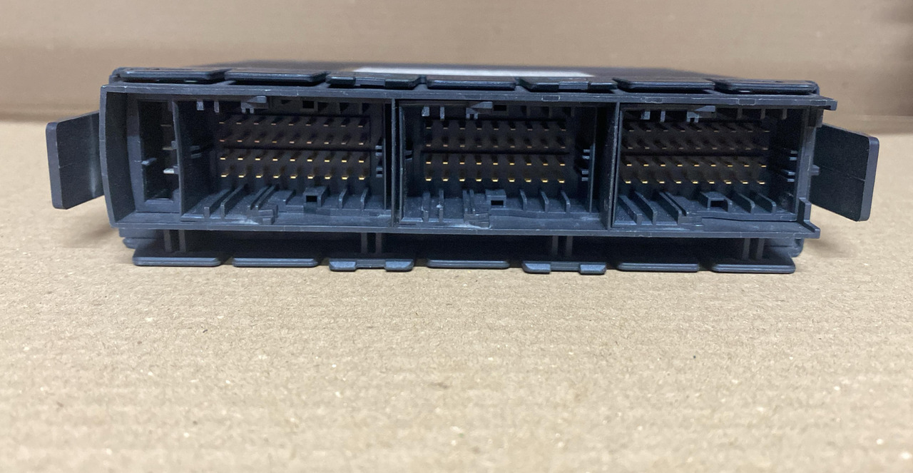 SCANIA CONTROL UNIT COO8 BASIC A2C38369403 - Spare parts: picture 2 SCANIA CONTROL UNIT COO8 BASIC A2C38369403 - Spare parts: picture 2