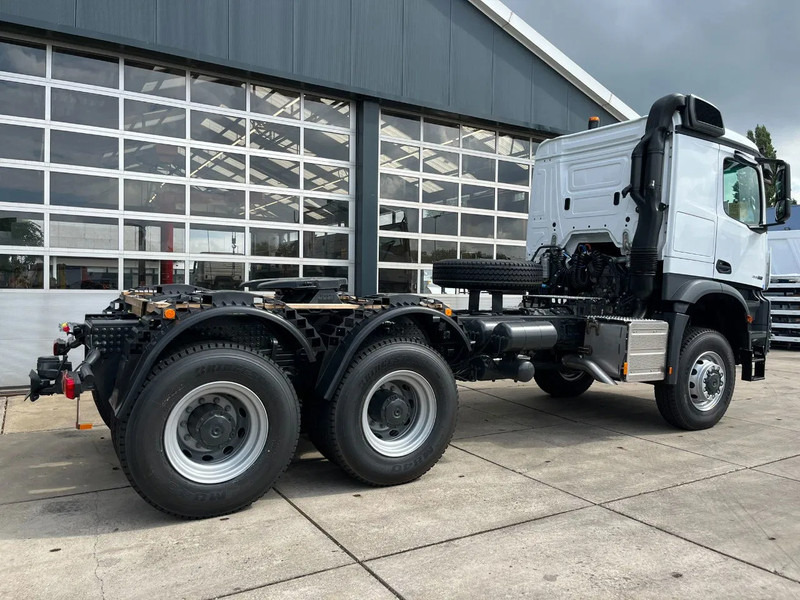 Mercedes-Benz Arocs 4058 AS 6x6 Tractor Head 180T Push Pull euro3 (Pre order) - Tractor unit: picture 5 Mercedes-Benz Arocs 4058 AS 6x6 Tractor Head 180T Push Pull euro3 (Pre order) - Tractor unit: picture 5