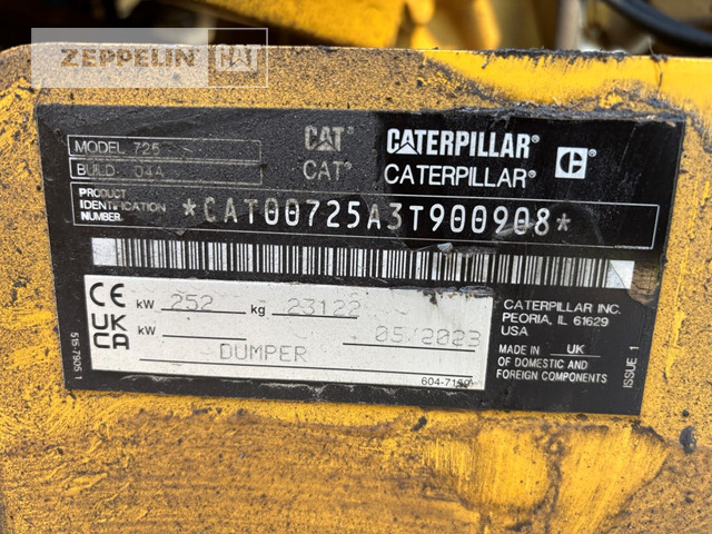 Cat 725-04A - Articulated dumper: picture 2 Cat 725-04A - Articulated dumper: picture 2