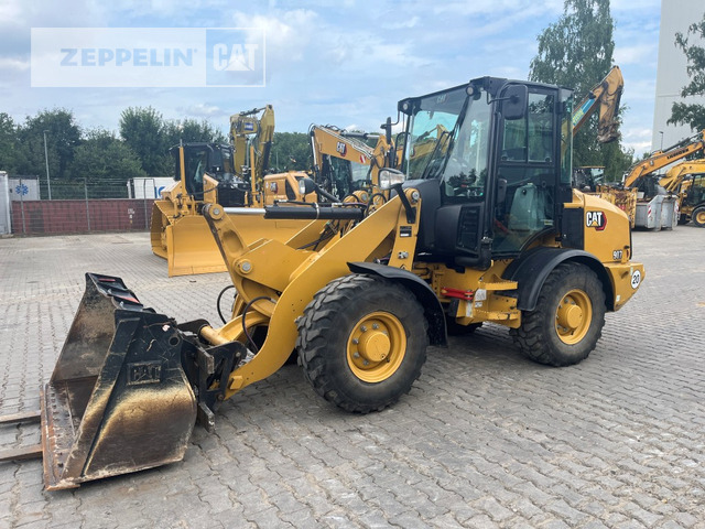 Cat 907M - Wheel loader: picture 1 Cat 907M - Wheel loader: picture 1