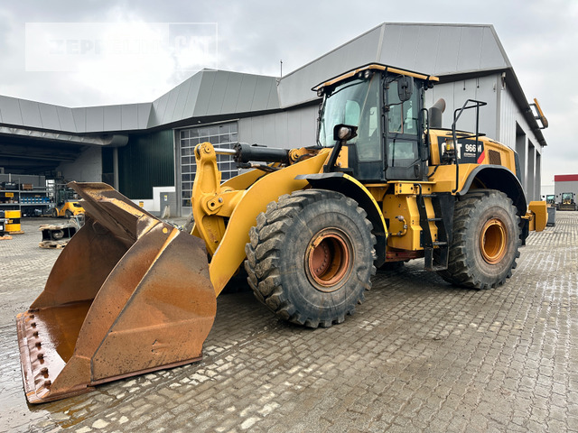 Cat 966M - Wheel loader: picture 2 Cat 966M - Wheel loader: picture 2