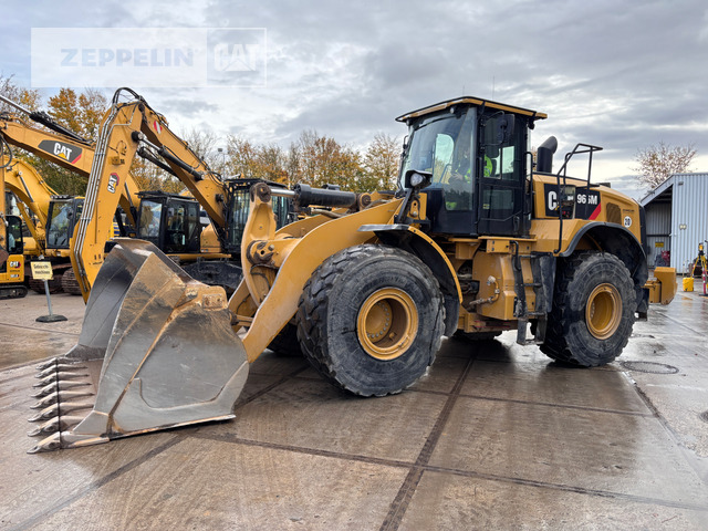 Cat 966M - Wheel loader: picture 1 Cat 966M - Wheel loader: picture 1