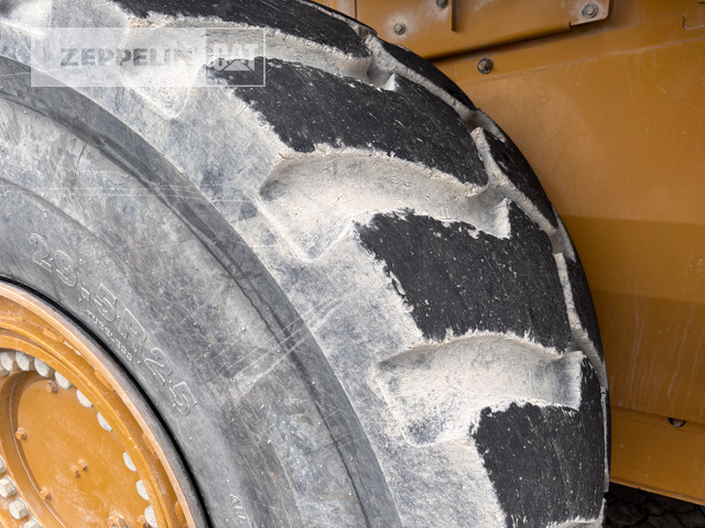 Wheel loader Cat 980M: picture 7