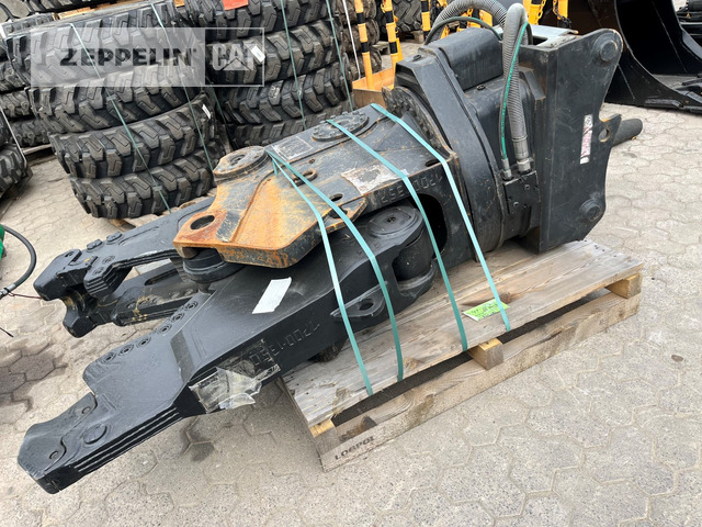 Cat MP318 - Demolition shears: picture 2 Cat MP318 - Demolition shears: picture 2