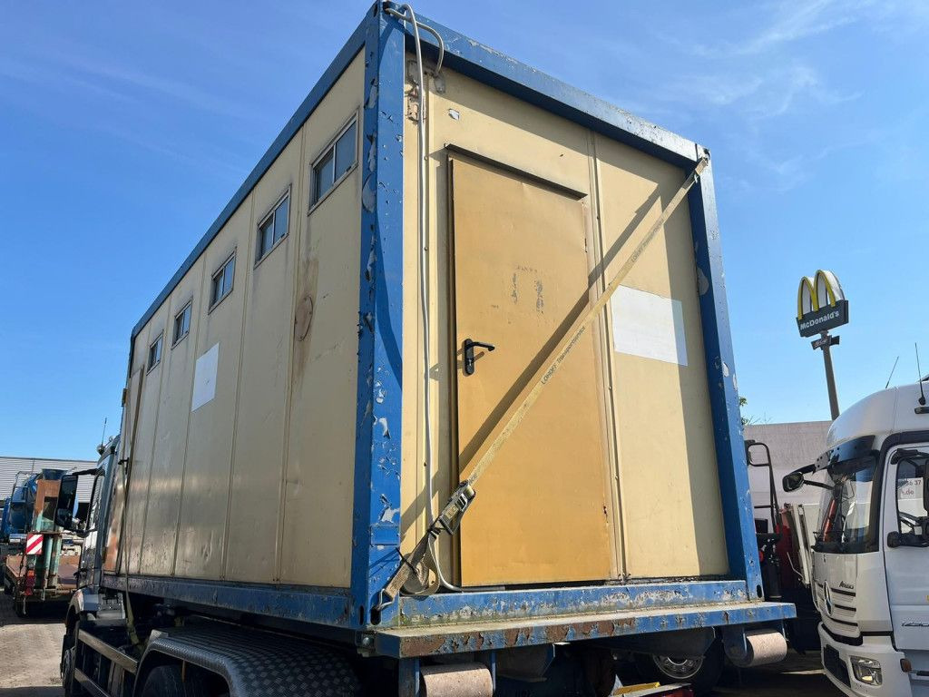 - Hook lift truck: picture 1 - Hook lift truck: picture 1