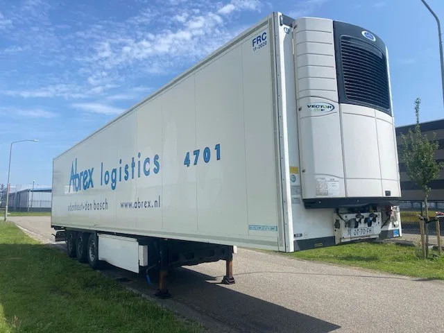 Krone SD koelvries met carrier vector 1950 MT 2 temp en 2 e lading - Refrigerator semi-trailer: picture 2 Krone SD koelvries met carrier vector 1950 MT 2 temp en 2 e lading - Refrigerator semi-trailer: picture 2