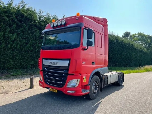 DAF XF 440 spacecab, euro 6, special offer - Tractor unit: picture 1 DAF XF 440 spacecab, euro 6, special offer - Tractor unit: picture 1