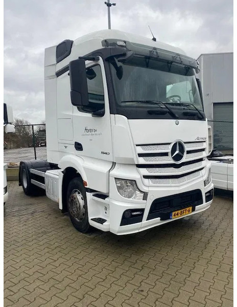 Mercedes-Benz Actros 1840 stream space cabine met spoilers fenders en zonneklep, apk gekeurd. - Tractor unit: picture 2 Mercedes-Benz Actros 1840 stream space cabine met spoilers fenders en zonneklep, apk gekeurd. - Tractor unit: picture 2