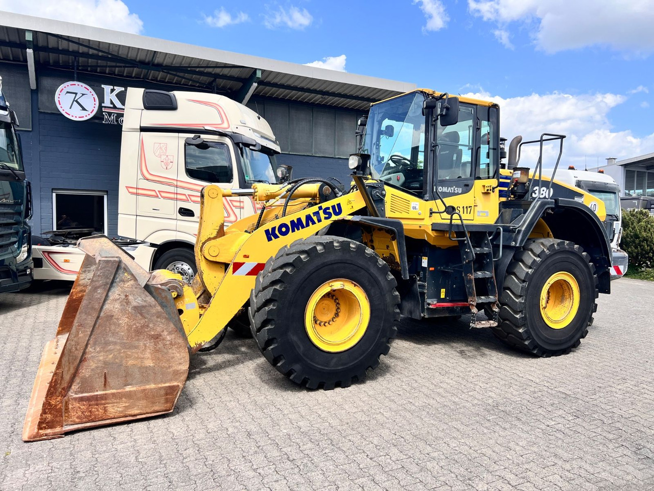 Komatsu WA 380-7 A Radlader Klima Waage nur 7.579h - Wheel loader: picture 5 Komatsu WA 380-7 A Radlader Klima Waage nur 7.579h - Wheel loader: picture 5