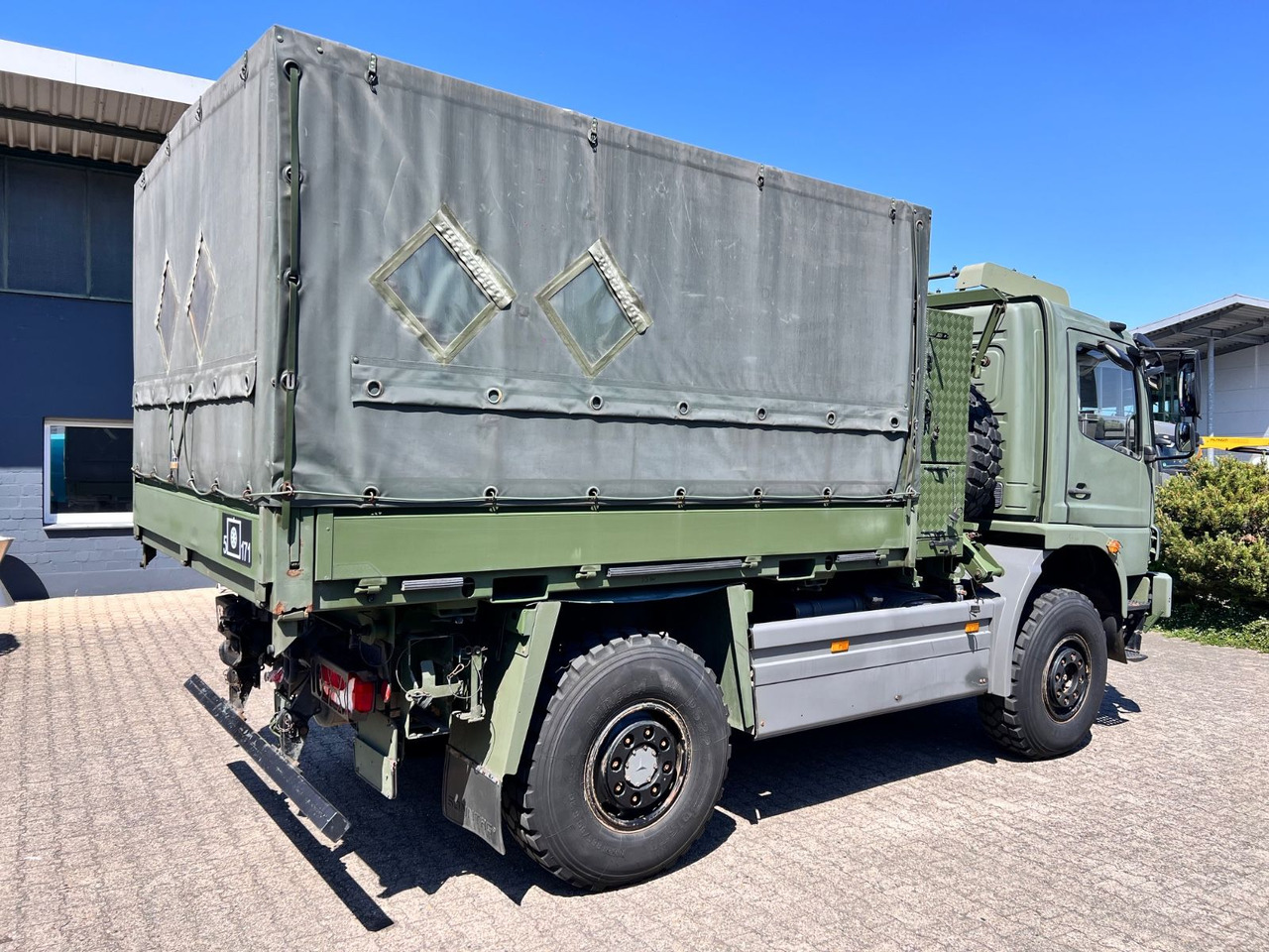 Mercedes-Benz 1018 Atego 4x4 Allrad Miltär Camper Expedition - Container transporter/ Swap body truck: picture 5 Mercedes-Benz 1018 Atego 4x4 Allrad Miltär Camper Expedition - Container transporter/ Swap body truck: picture 5
