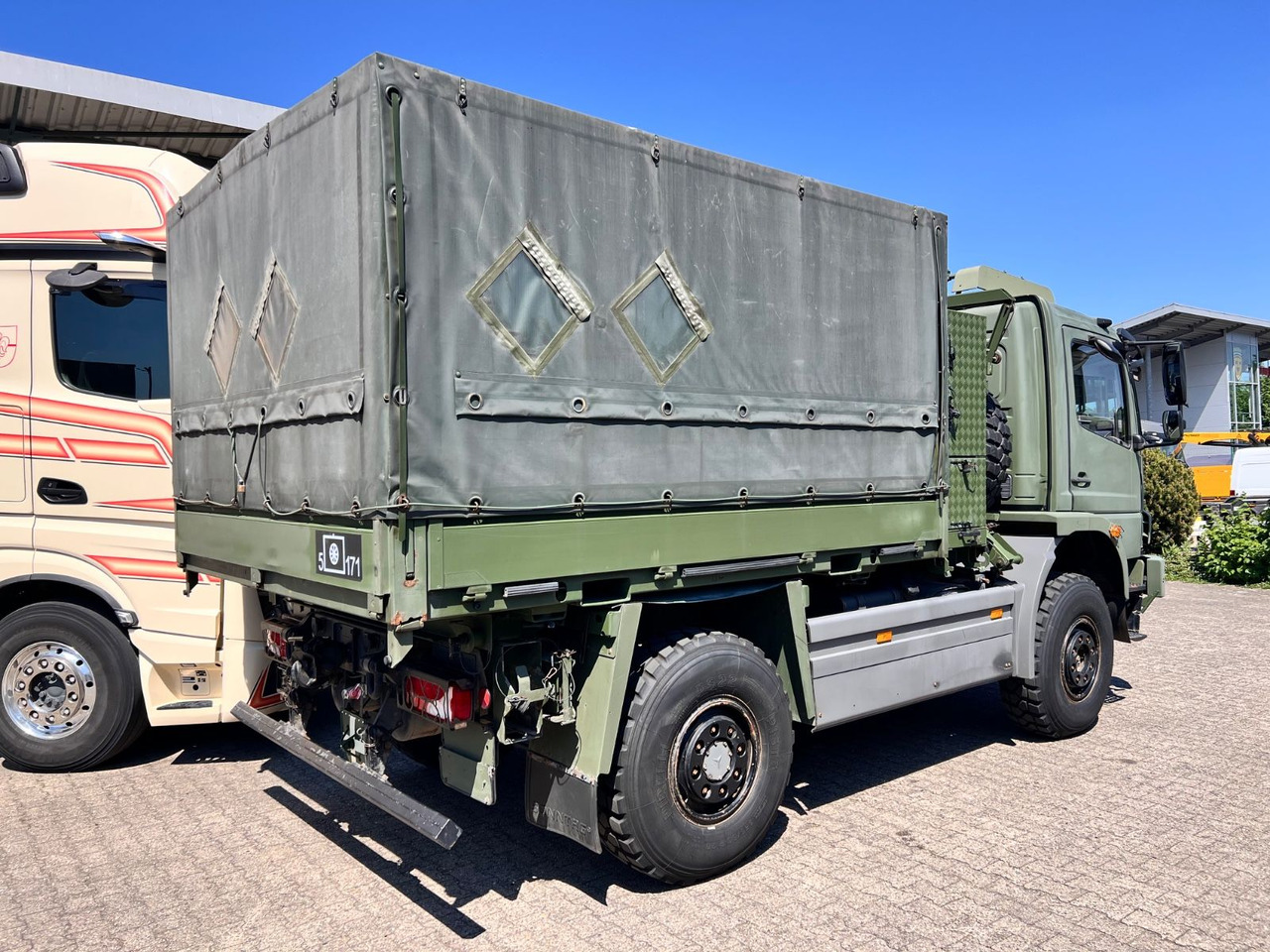 Mercedes-Benz 1018 Atego 4x4 Allrad Miltär Camper Expedition - Container transporter/ Swap body truck: picture 4 Mercedes-Benz 1018 Atego 4x4 Allrad Miltär Camper Expedition - Container transporter/ Swap body truck: picture 4
