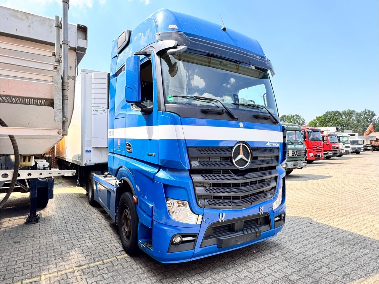 Mercedes-Benz 1848 LL Actros Hydraulik Walkingfloor/ Kipper - Tractor unit: picture 2 Mercedes-Benz 1848 LL Actros Hydraulik Walkingfloor/ Kipper - Tractor unit: picture 2