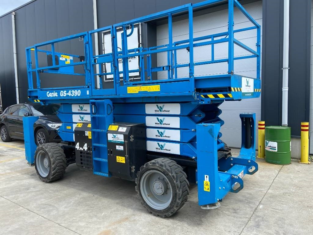 Genie GS 4390 - Scissor lift: picture 1 Genie GS 4390 - Scissor lift: picture 1