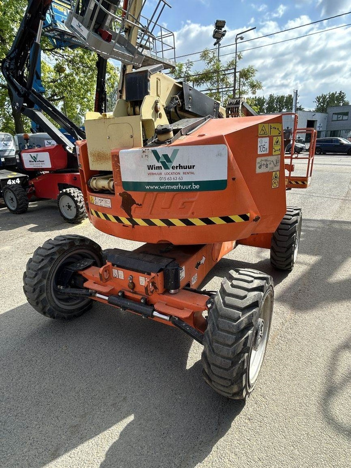 JLG 340AJ (4972) - Articulated boom: picture 5 JLG 340AJ (4972) - Articulated boom: picture 5