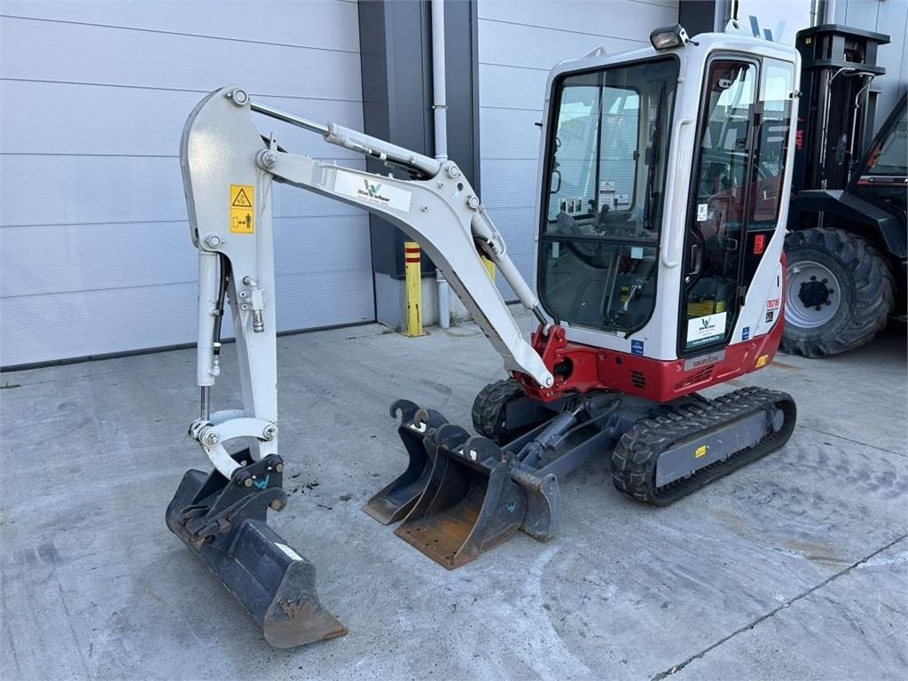Takeuchi TB216 (11387) - Mini excavator: picture 3 Takeuchi TB216 (11387) - Mini excavator: picture 3